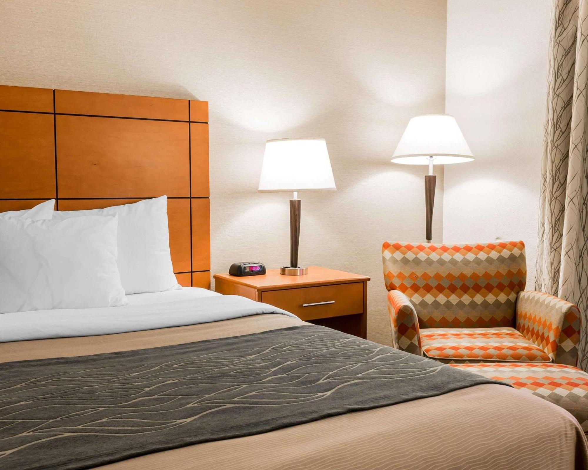 Comfort Inn Metro Airport Romulus Exterior foto